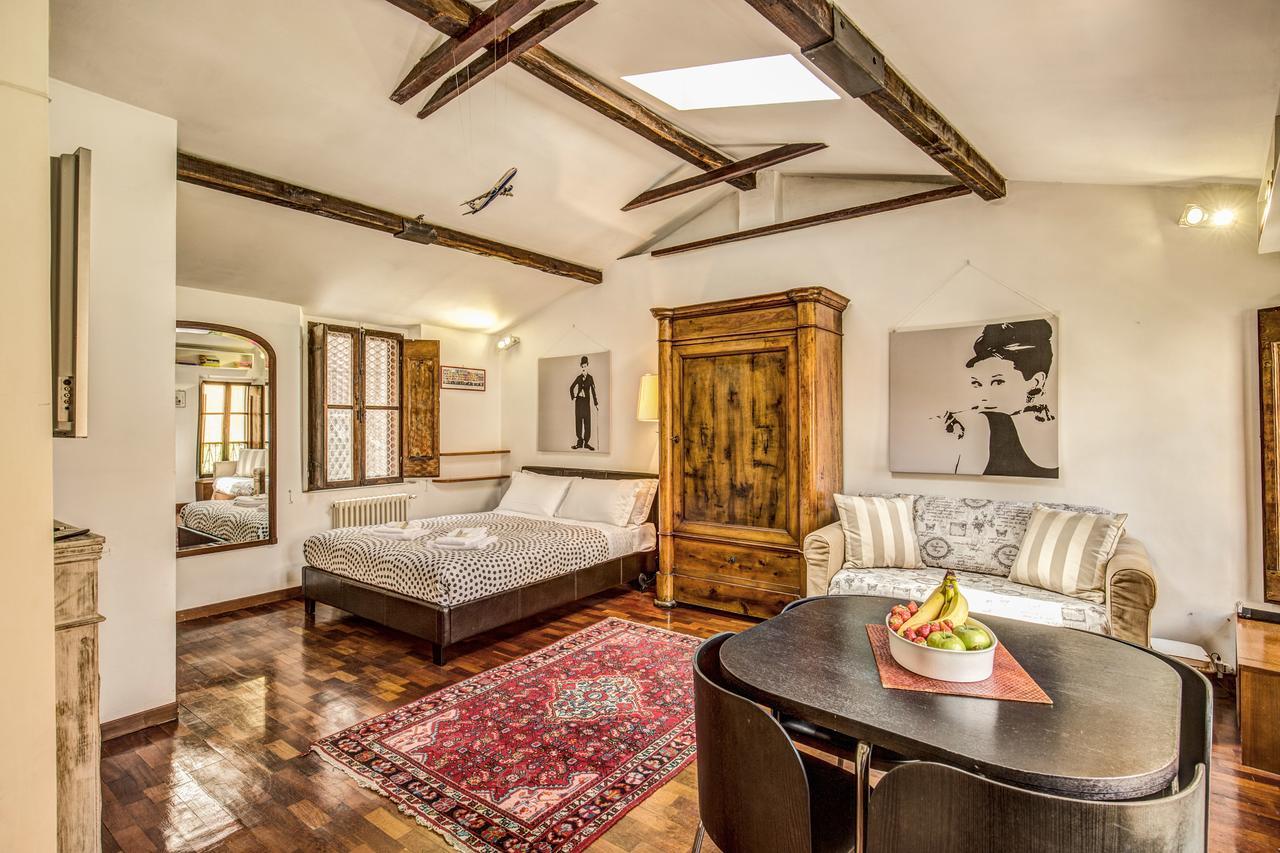 Homehouse Garofano - Rione Monti - Colosseum Rome Buitenkant foto