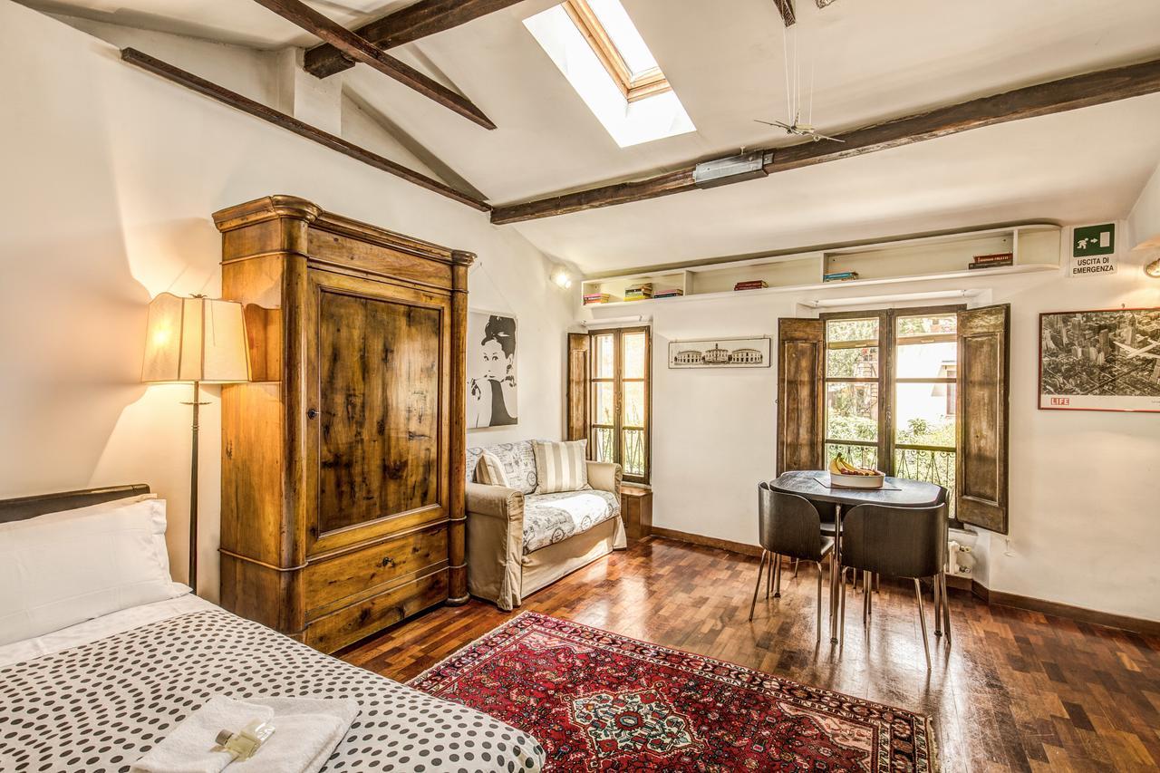 Homehouse Garofano - Rione Monti - Colosseum Rome Buitenkant foto